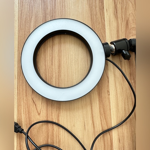Ring Light - Picture 2 of 2